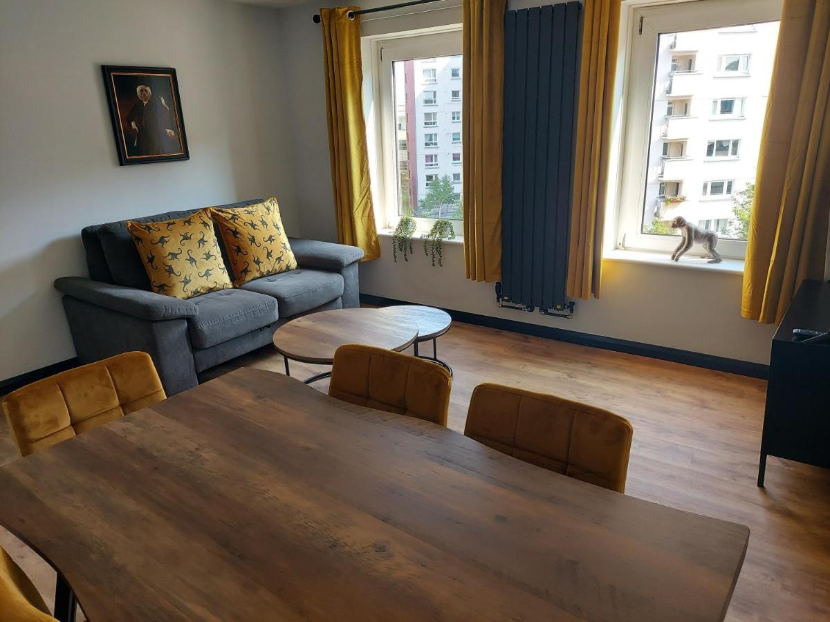 Holyrood New Apartment เอดินบะระ ภายนอก รูปภาพ