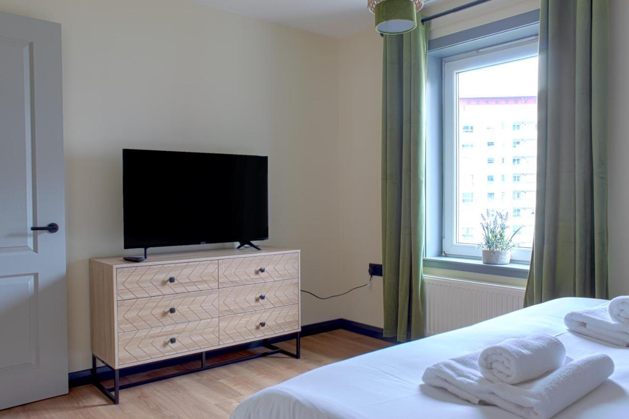Holyrood New Apartment เอดินบะระ ภายนอก รูปภาพ